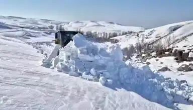 Muş'ta 32 Köy Yolu Açıldı